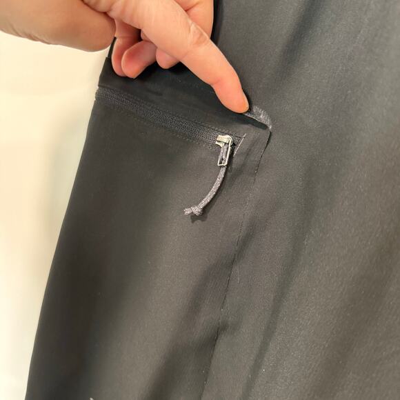 Patagonia Women's Simul Alpine Pants Shell Waterproof Cargo Hike Trail Black 12 - Picture 5 of 16